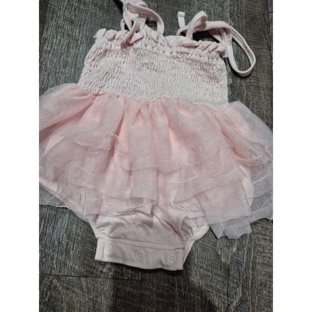 Caden lane tutu bubble size 0-6 months